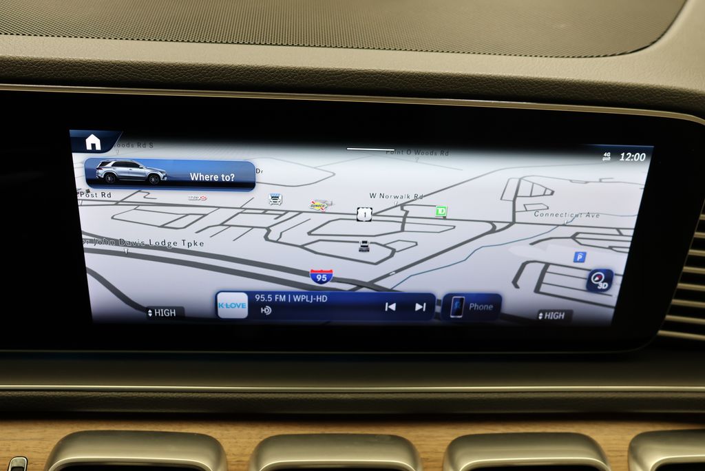 Thumbnail: 2026 Mercedes-Benz GLE - 24