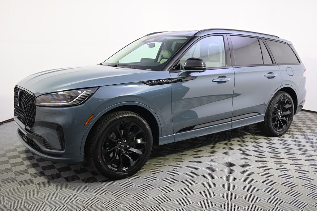 New 2026 Blue Lincoln Premiere image 2