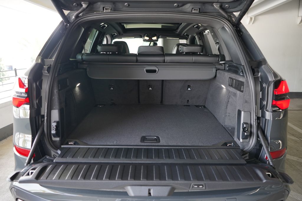 Thumbnail: 2026 BMW X5 - 20