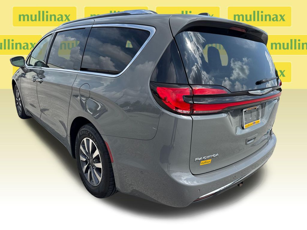 Certified Used 2021 Gray Chrysler Touring L image 8