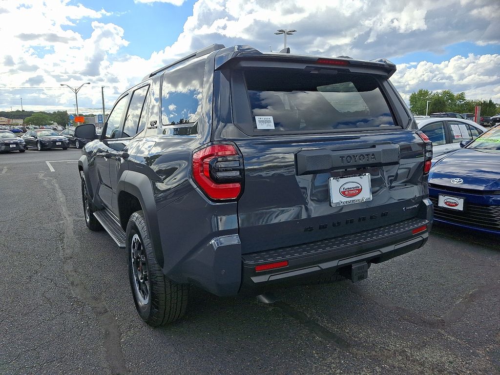 Thumbnail: 2025 Toyota 4Runner - 4