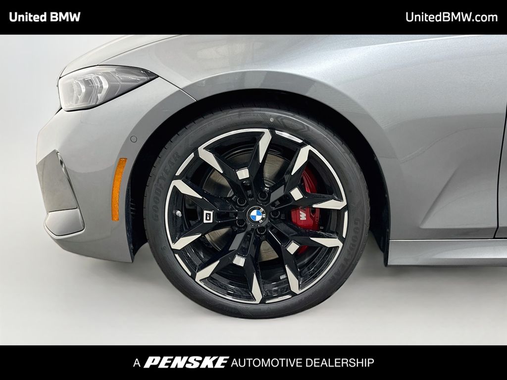 Thumbnail: 2026 BMW 3 Series - 2