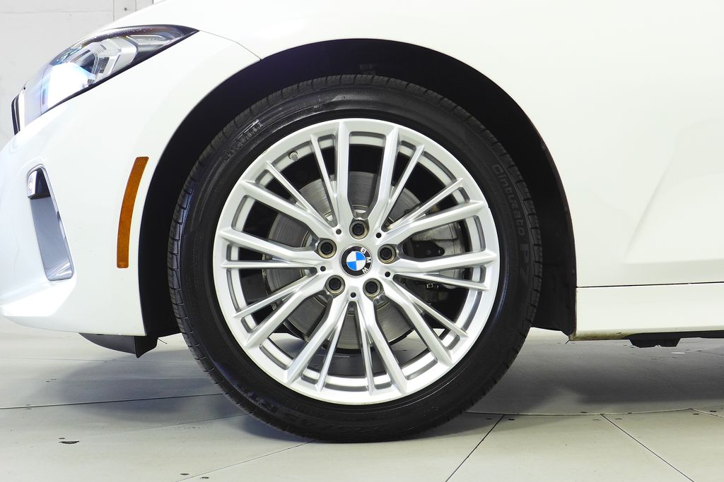 Thumbnail: 2023 BMW 3 Series - 5