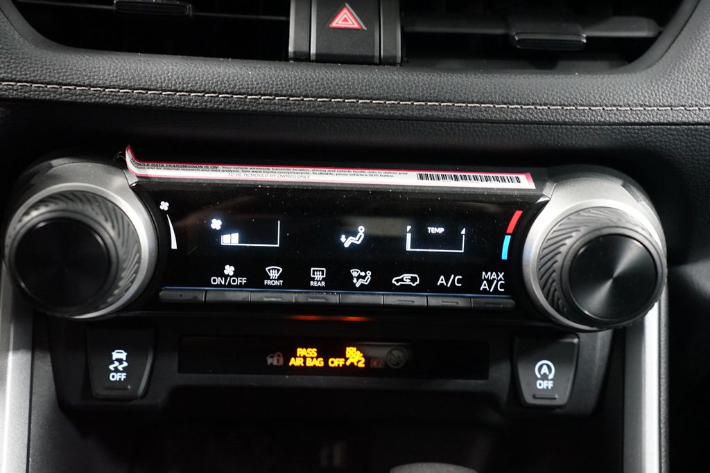 Thumbnail: 2024 Toyota RAV4 - 19