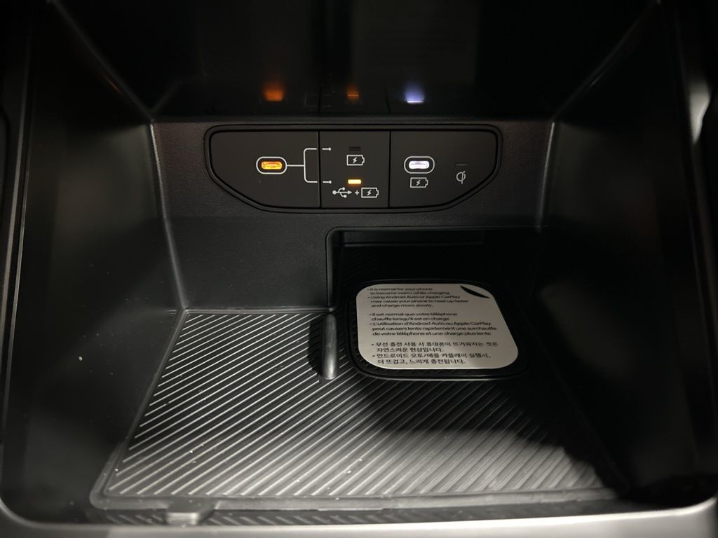 new 2026 Kia Sorento car, priced at $42,106