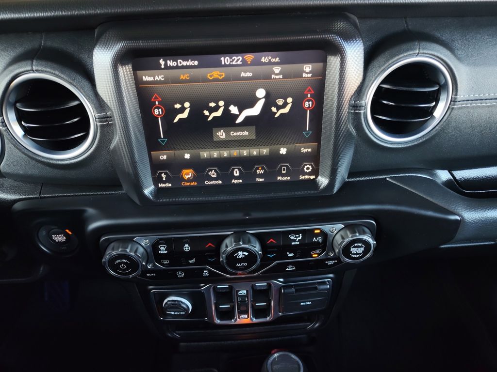 Used Car 2023 Jeep Gladiator  Overland For Sale Under $30,000 In Austin, Texas