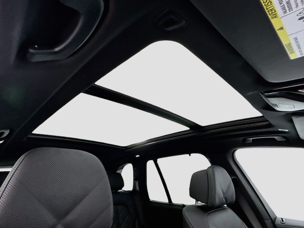 Thumbnail: 2026 BMW X5 - 17
