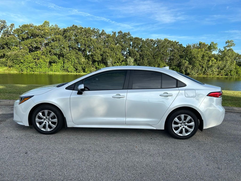 Thumbnail: 2025 Toyota Corolla - 2