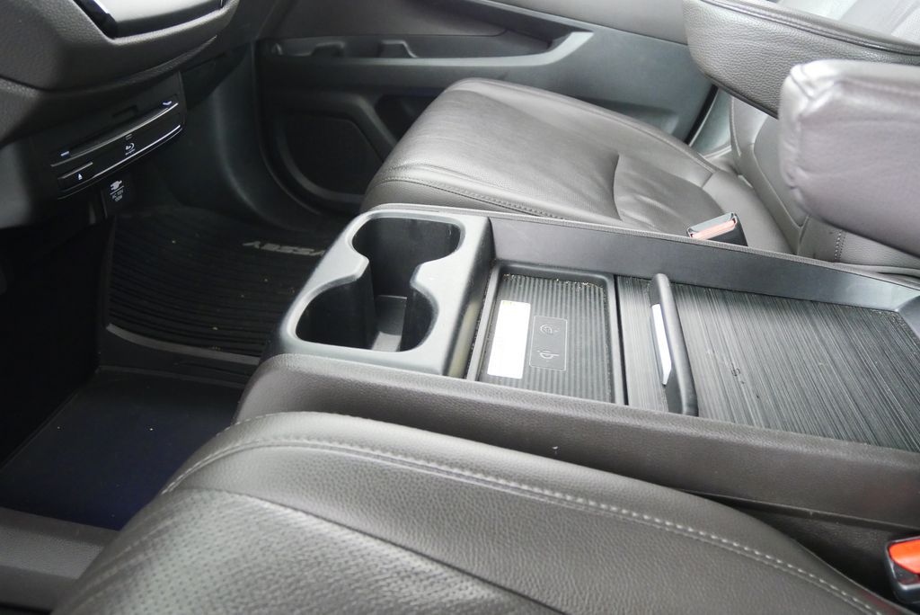Thumbnail: 2019 Honda Odyssey - 26