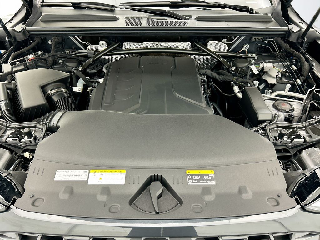 Thumbnail: 2025 Audi Q5 - 28