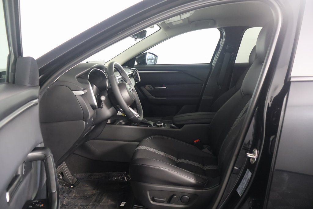 2025 Mazda CX-50  5