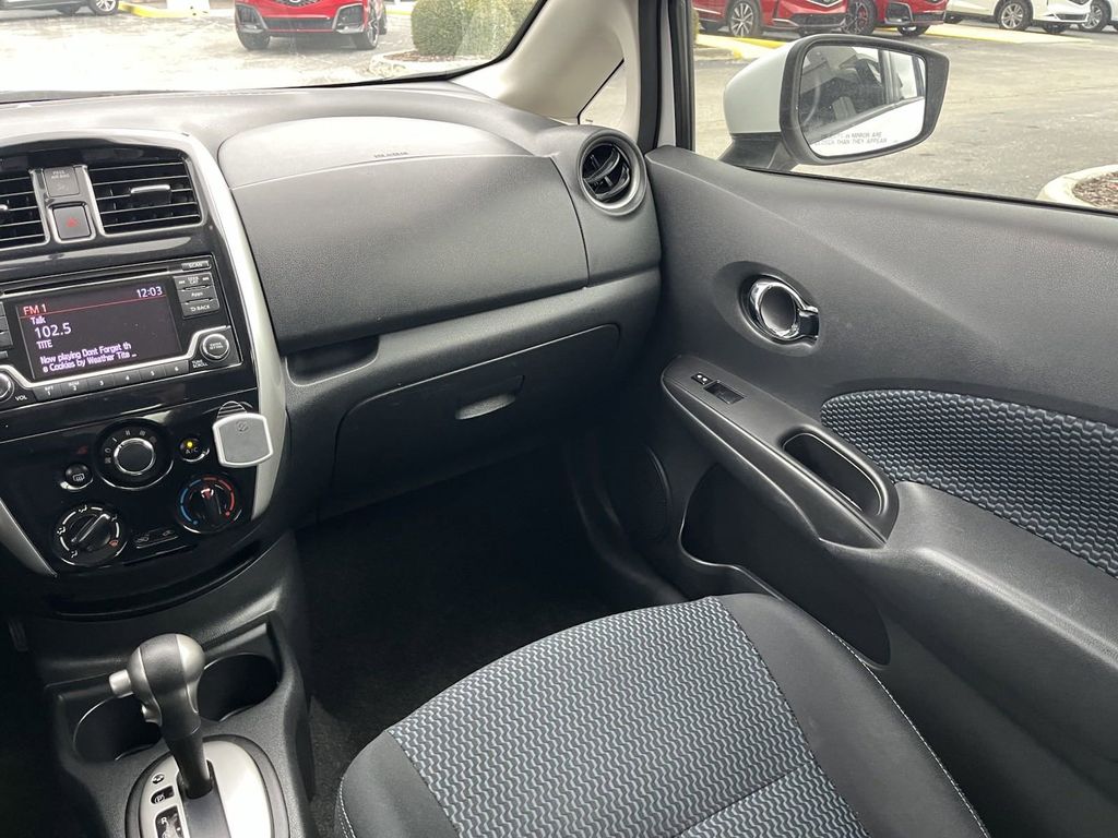 2016 Nissan Versa Note SV 17