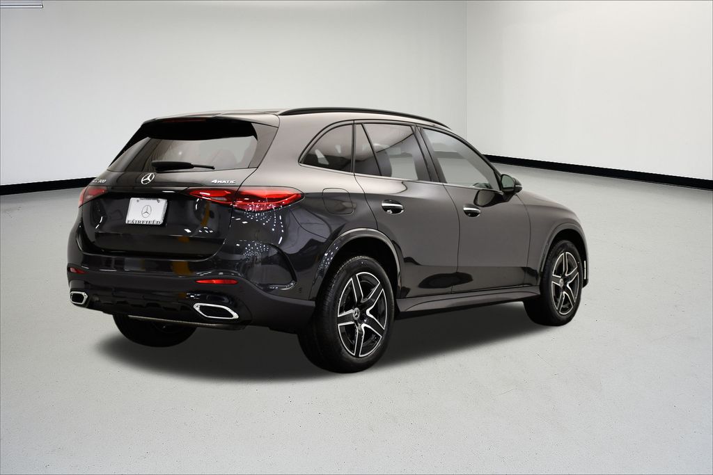 Thumbnail: 2026 Mercedes-Benz GLC - 5