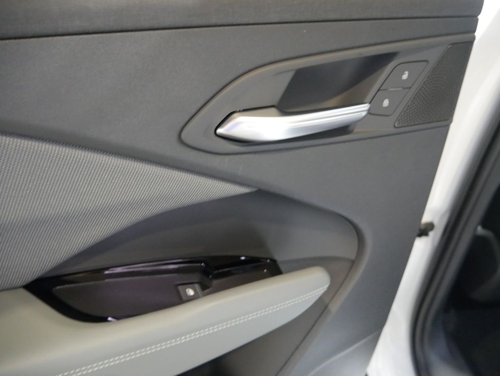 Thumbnail: 2026 Audi Q3 - 23