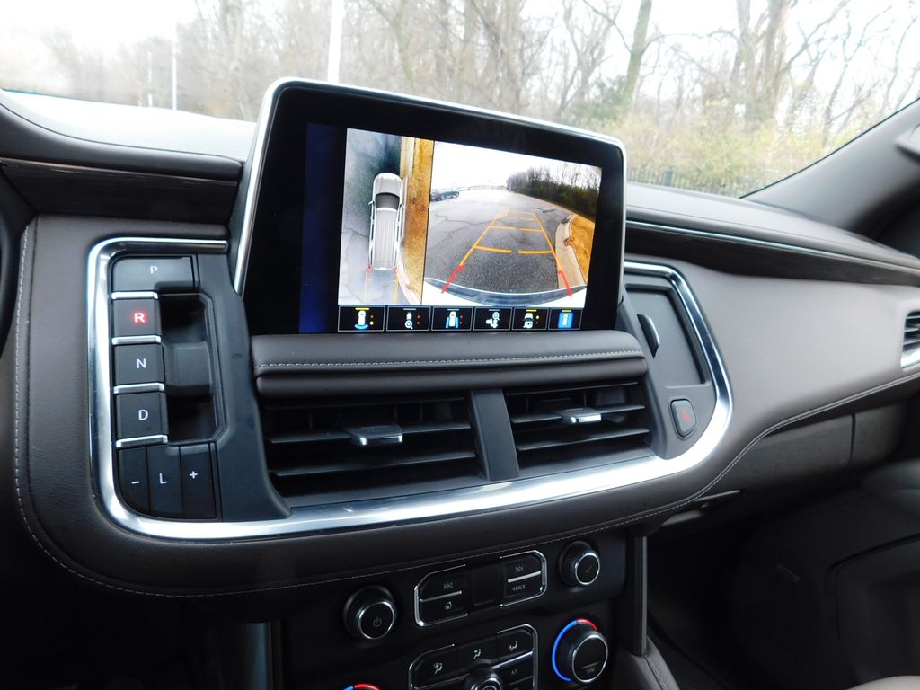 Thumbnail: 2024 Chevrolet Tahoe - 8