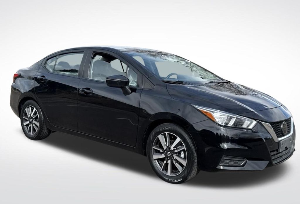 Super Black Metallic 2021 Nissan Versa SV FWD Sedan Front-Wheel Drive Continuously Variable Transmission