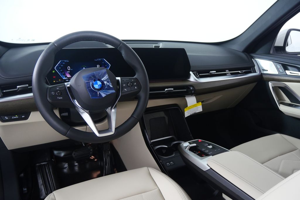 Thumbnail: 2025 BMW X1 - 17