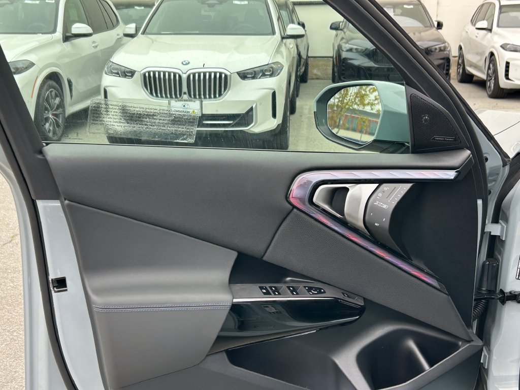 Thumbnail: 2026 BMW X3 - 11