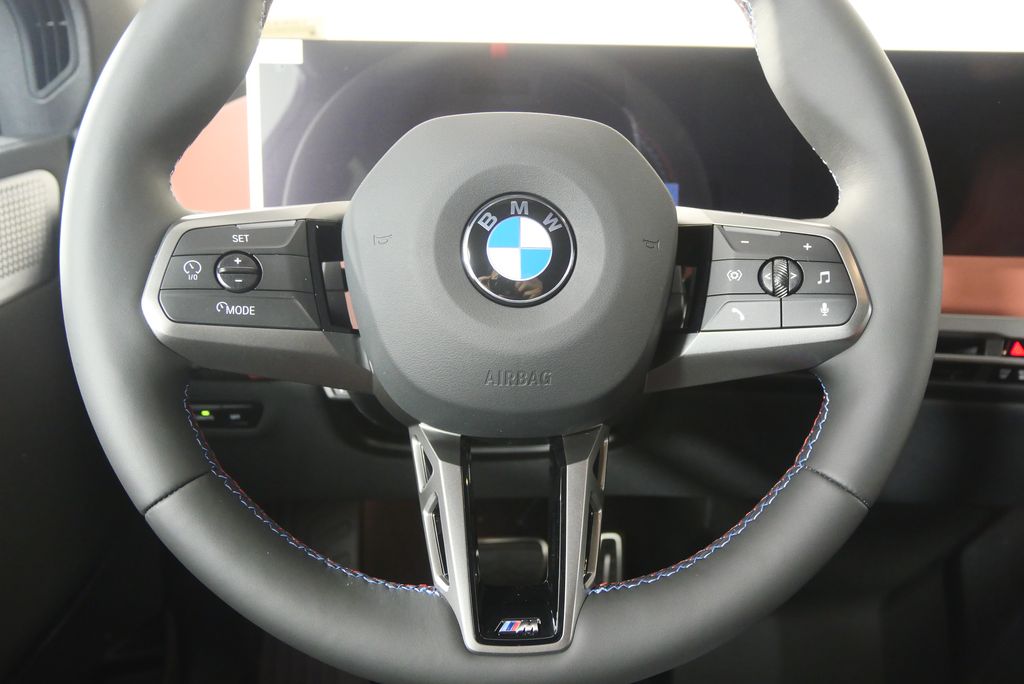 Thumbnail: 2026 BMW iX - 17