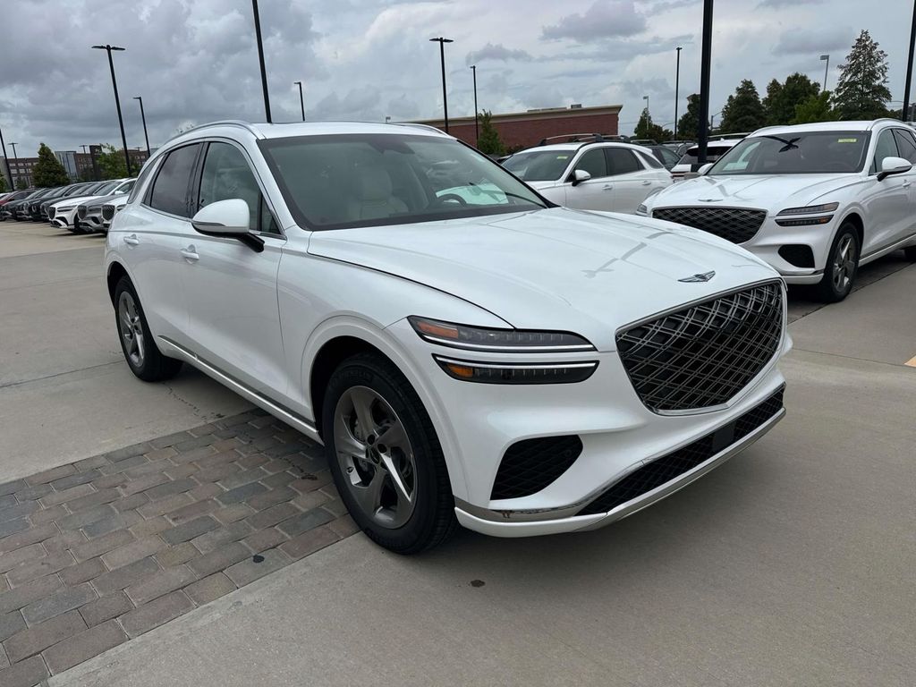 2026 Genesis GV70 2.5T Select