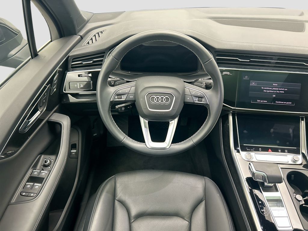 Thumbnail: 2025 Audi Q7 - 10