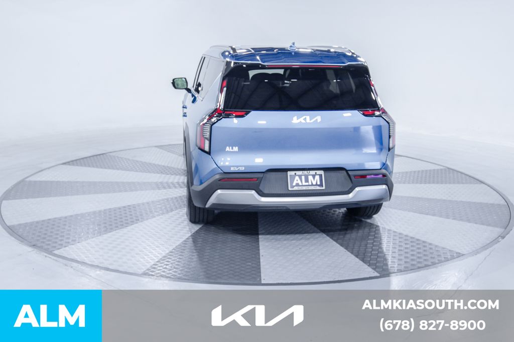 2024 Kia EV9 Wind photo 8
