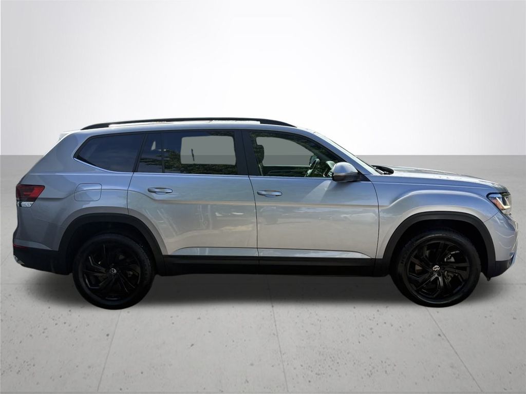 2022 Volkswagen Atlas 2.0T SE w/Technology