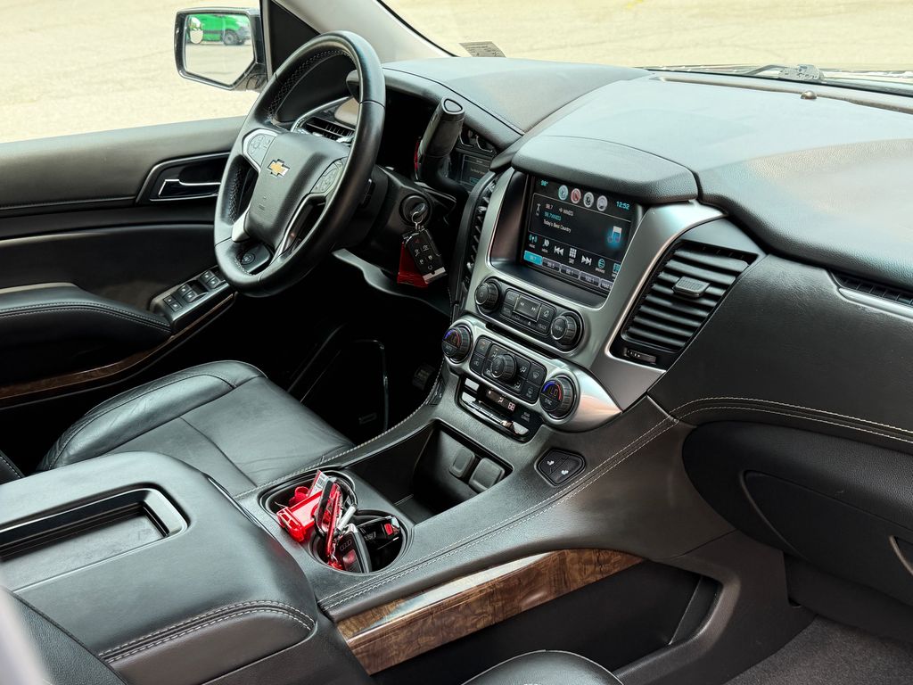 Thumbnail: 2020 Chevrolet Suburban - 8