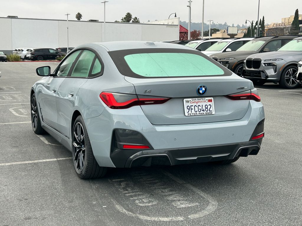 Thumbnail: 2023 BMW i4 - 3