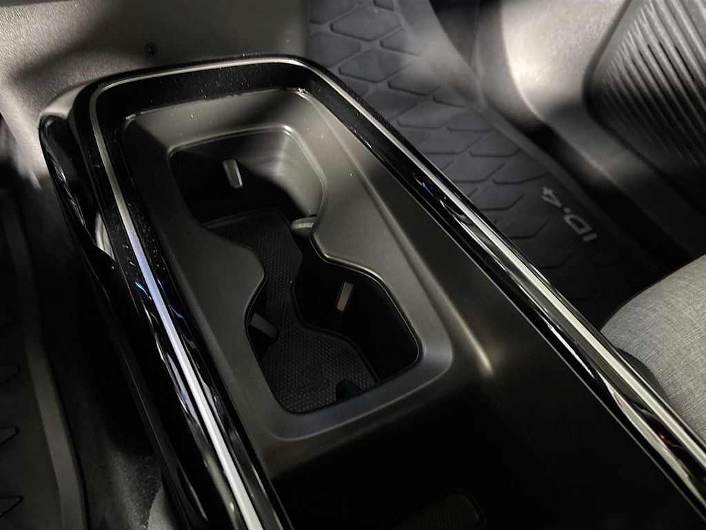 2023 Volkswagen ID.4 Standard