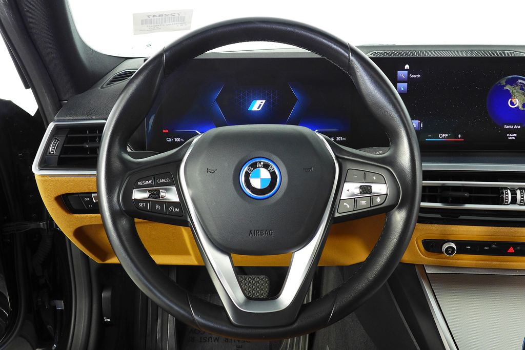 Thumbnail: 2023 BMW i4 - 27