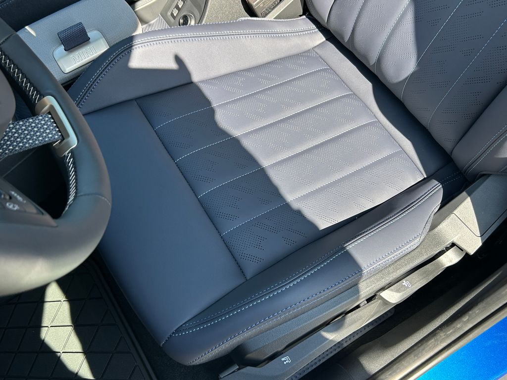 Thumbnail: 2026 MINI Cooper - 15