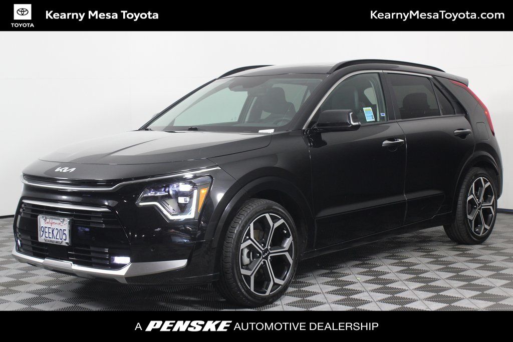 2023 Kia Niro SX Touring Hero Image