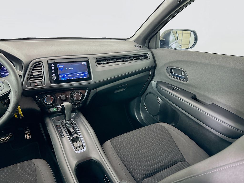2019 Honda HR-V Sport 22