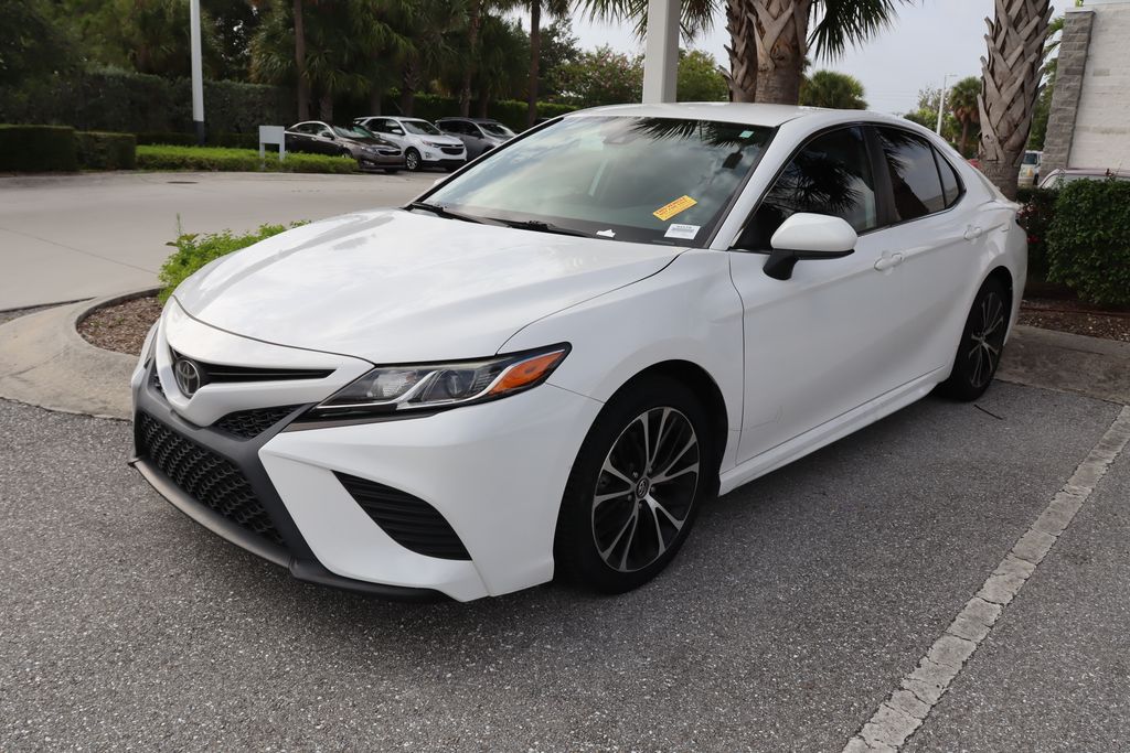 Thumbnail: 2019 Toyota Camry - 1