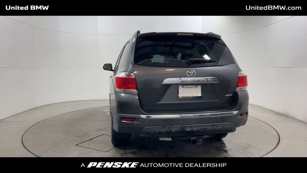 Thumbnail: 2011 Toyota Highlander - 7