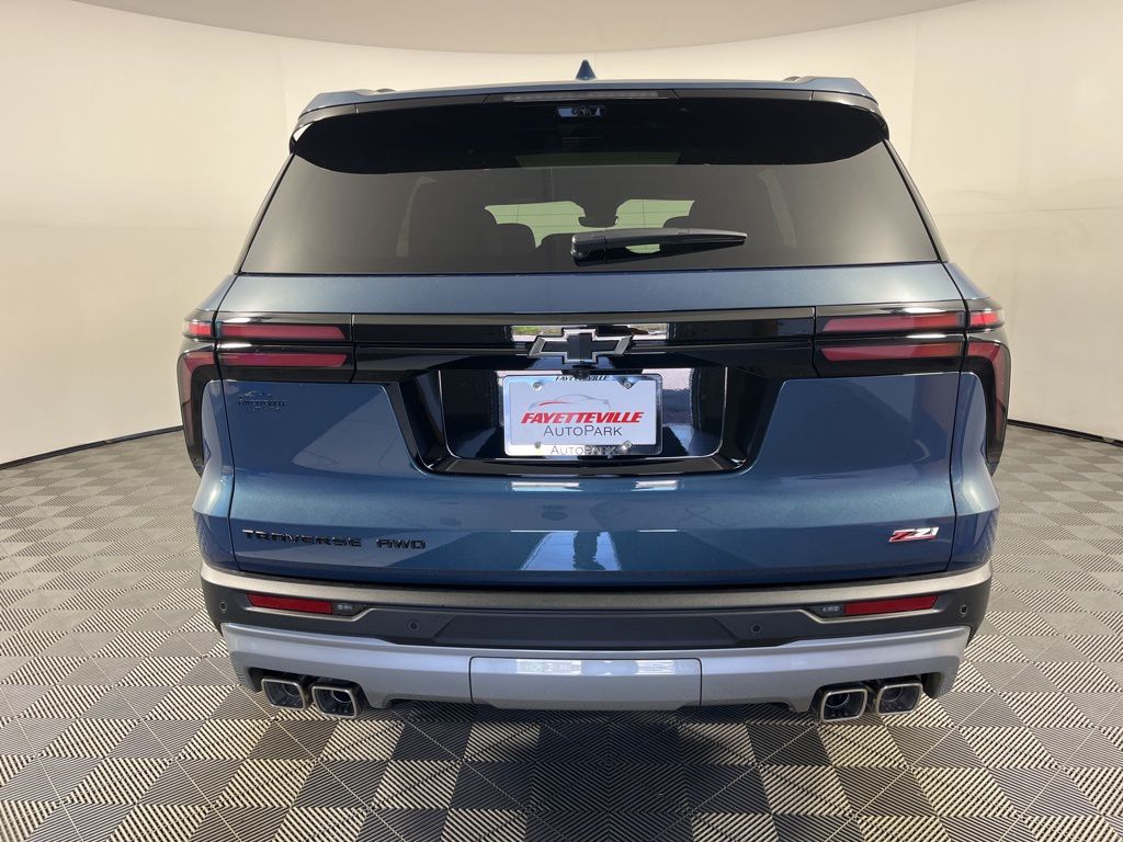 Thumbnail: 2026 Chevrolet Traverse - 4