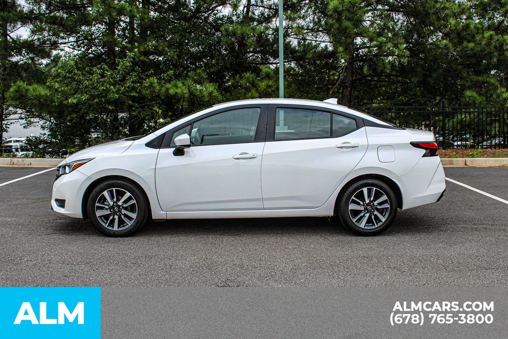 Used 2024 White Nissan 1.6 SV image 6