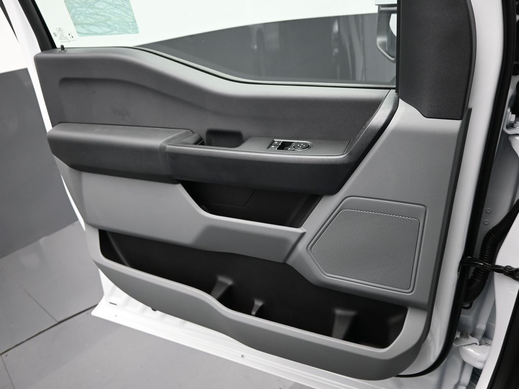 2026 Ford F-250 XL photo 14