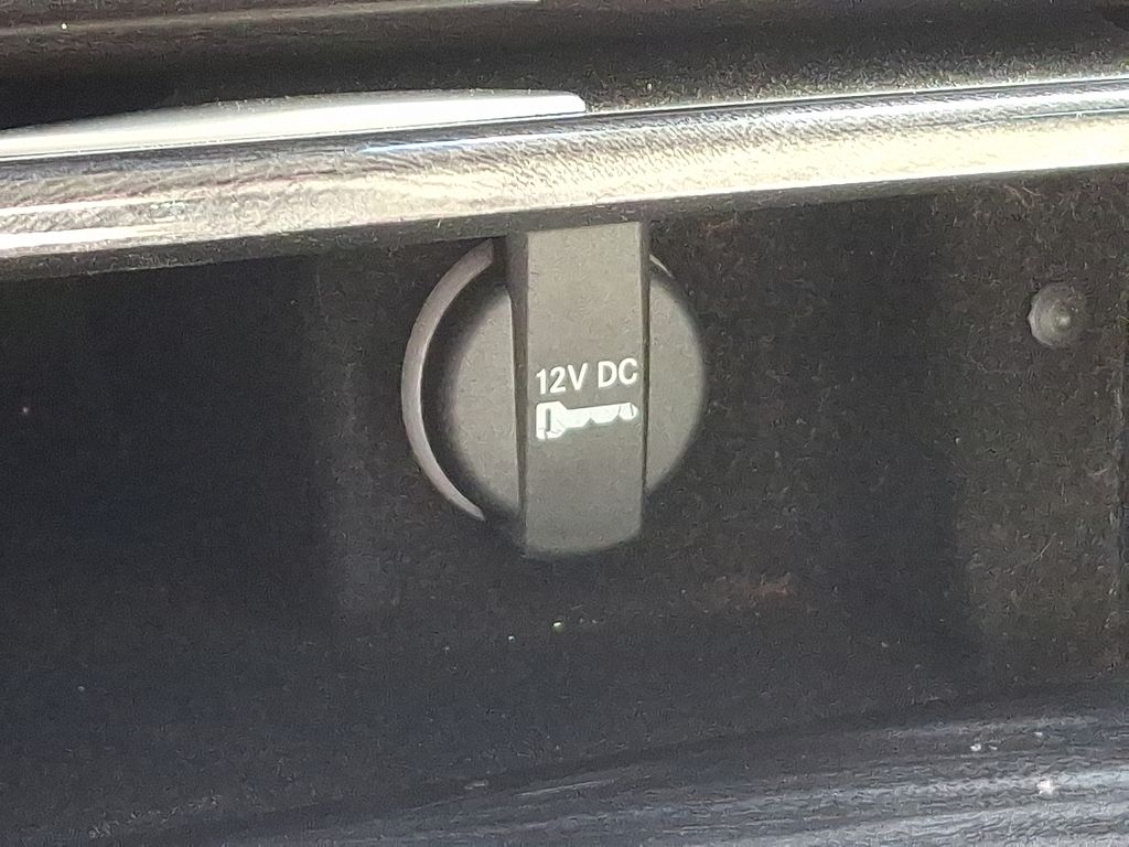 Thumbnail: 2016 Chrysler 300 - 26