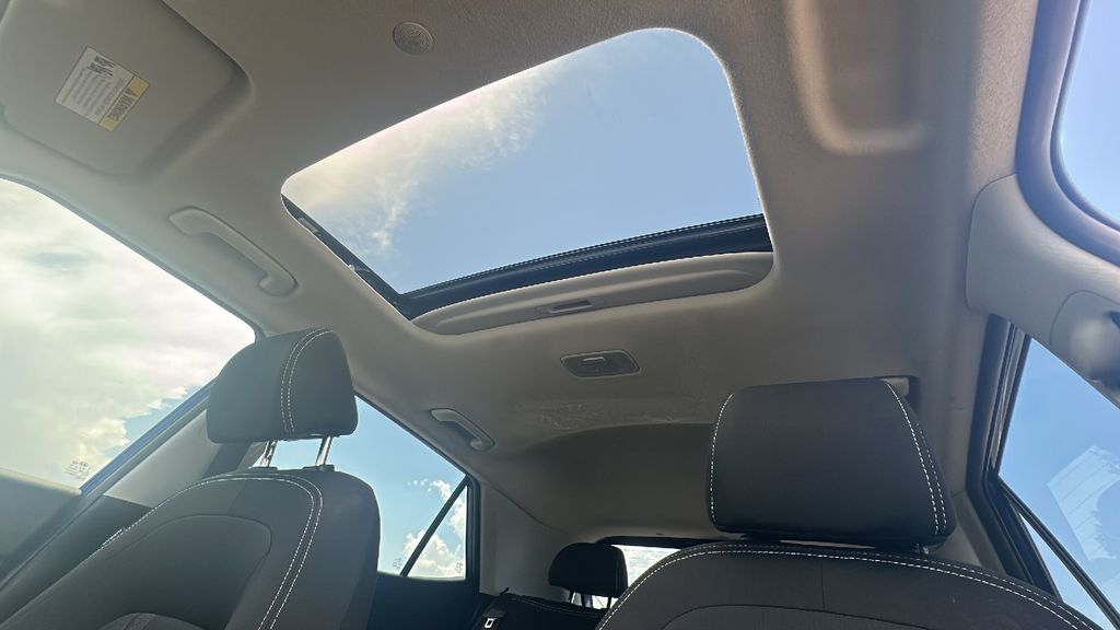 2023 Hyundai Venue SEL Blue at South Houston Nissan
