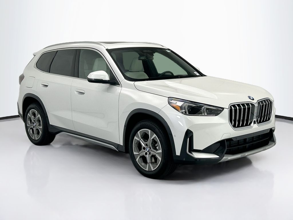 Thumbnail: 2026 BMW X1 - 3
