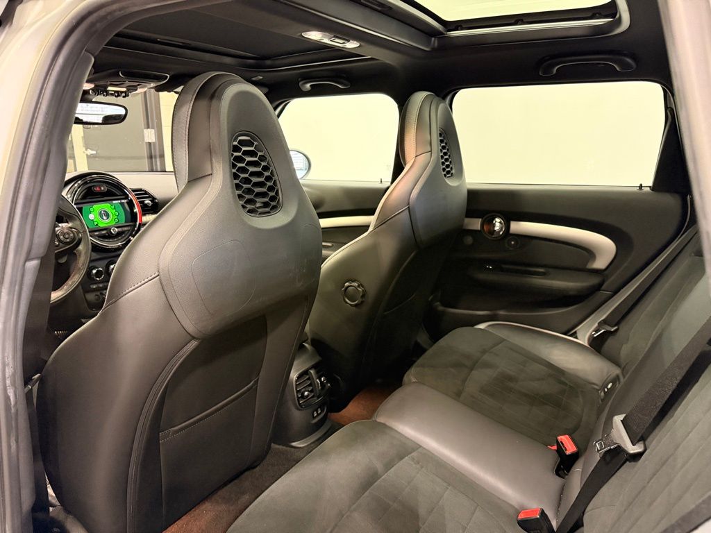 Thumbnail: 2020 MINI Cooper Clubman - 22