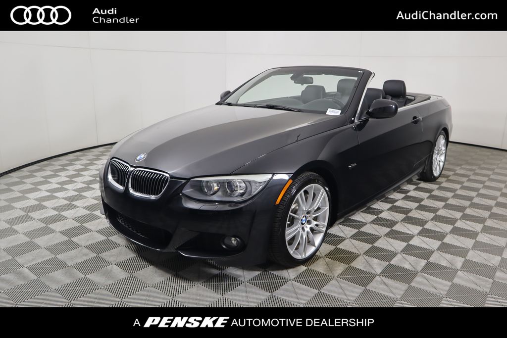 2013 BMW 3 Series 335i Hero Image