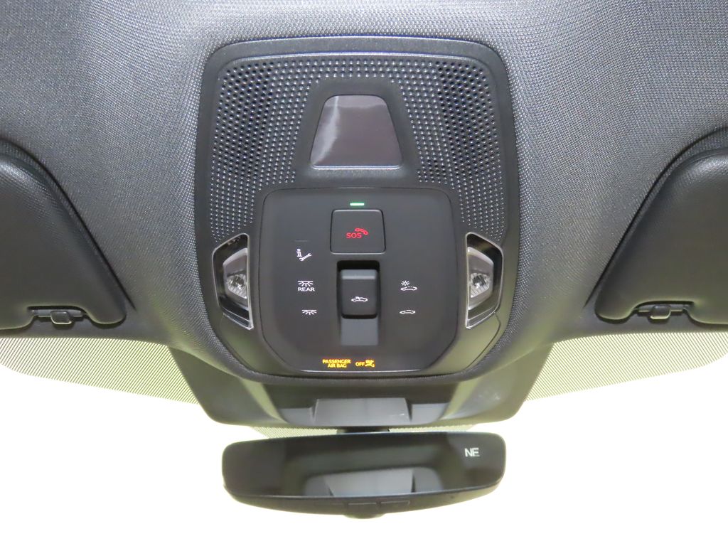 Thumbnail: 2025 Audi Q5 - 22