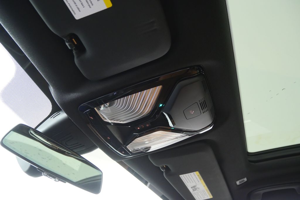 Thumbnail: 2021 BMW X5 - 21