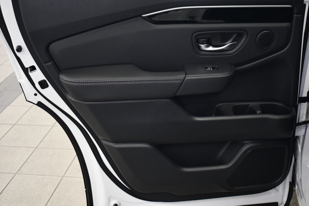 Thumbnail: 2026 Honda Pilot - 20