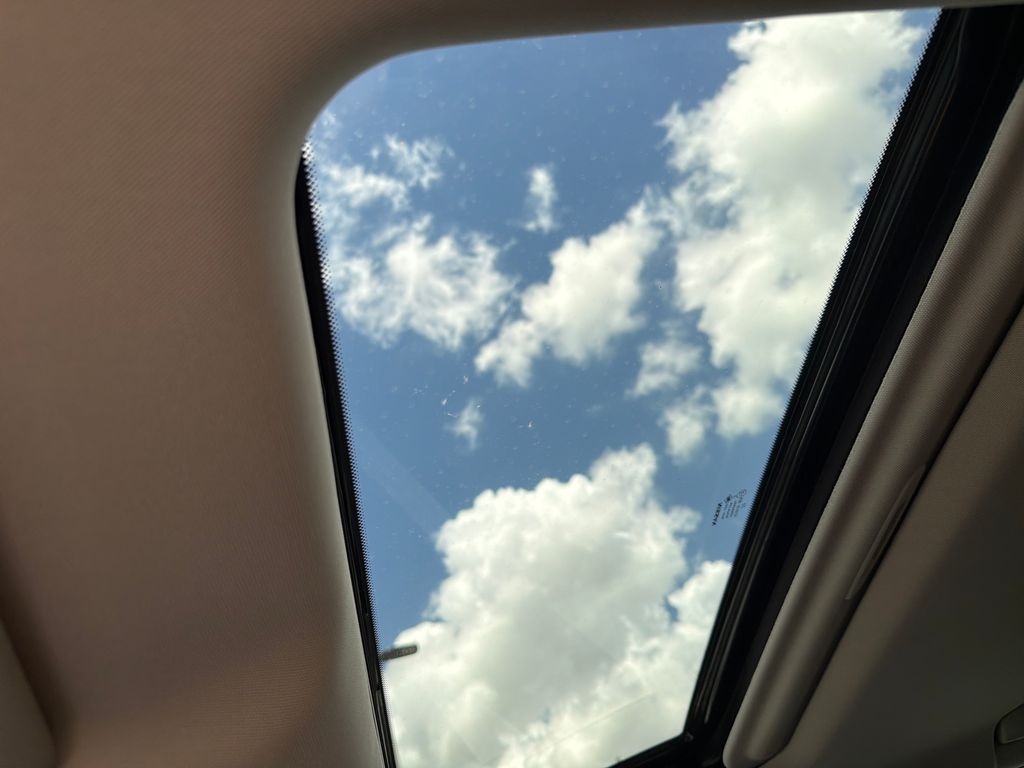 Used 2023 Nissan Altima 2.5 SR 4D Sedan