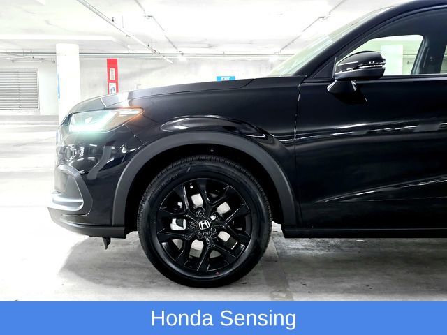 2025 Honda HR-V Sport 3