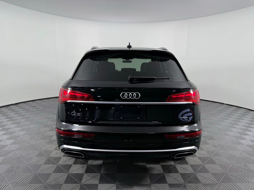 2022 Audi Q5 e Premium 6